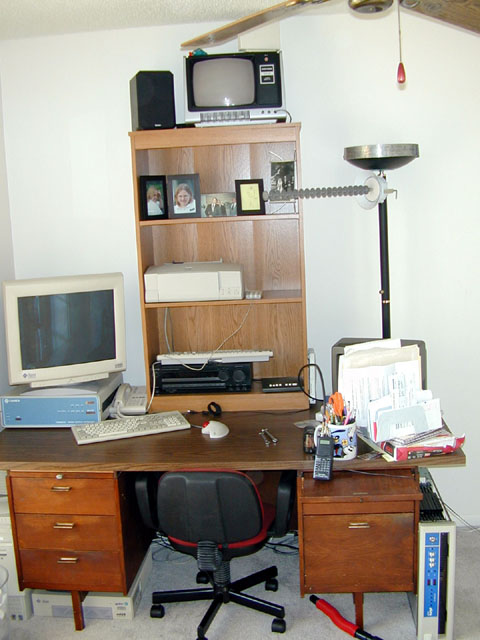 027_office_desk